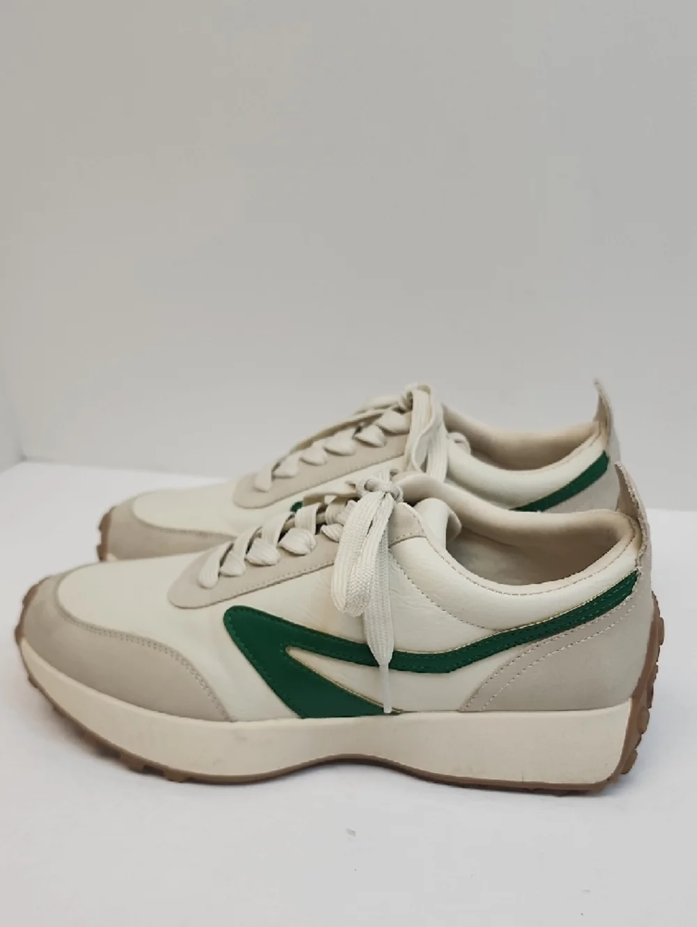 Dolce Vita Cream Beige Sneakers Green Stripe Lace Up Size 8.5